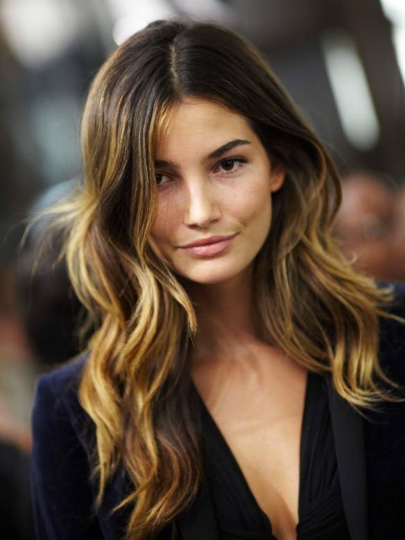 Blonde Layered Long Loose Front Wigs for White Women 100% Human Hair