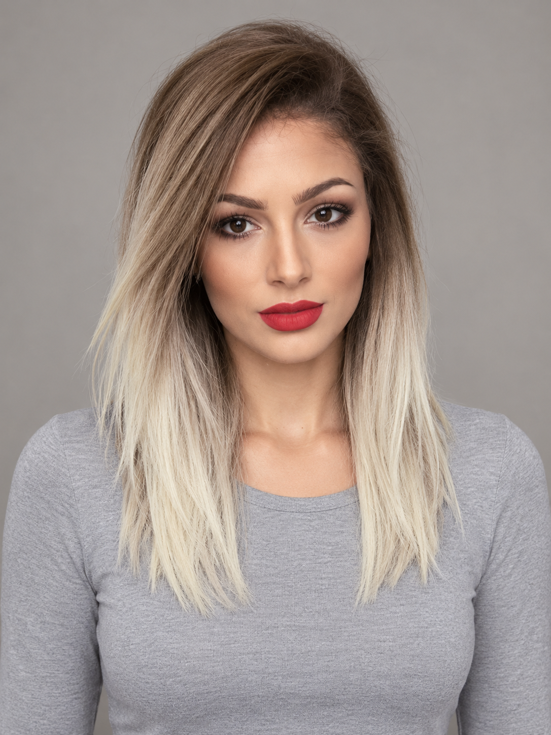 SULMY Ombre Blonde Short Bob Human Wigs Lace Front Wigs Preplucked Hairline with Baby Hair — front view, AI-generated visualization [transfer:15428210163932-front]